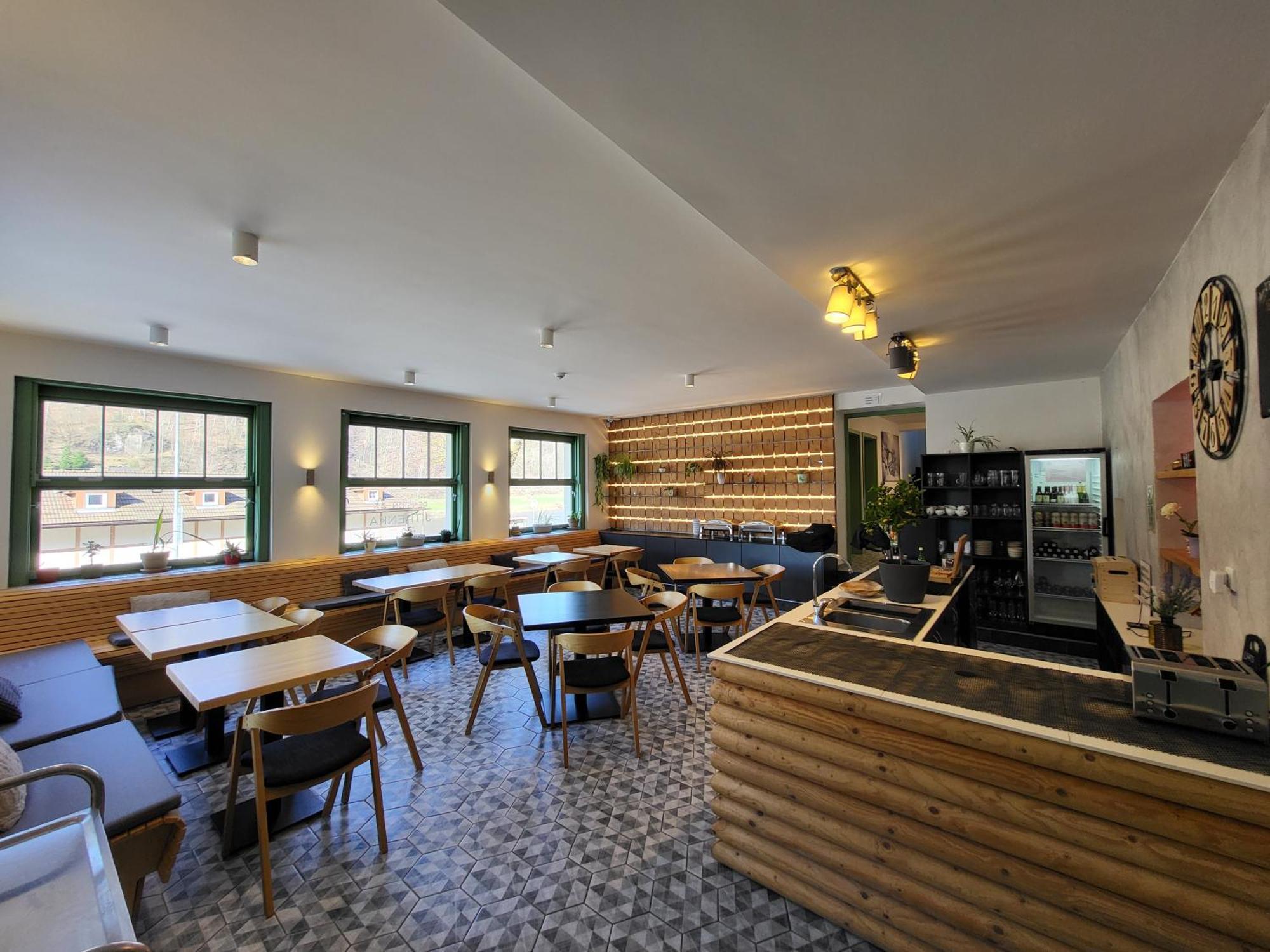 Hotel Pension Jitrenka Hrensko - Breakfast Included & Free Parking 3*