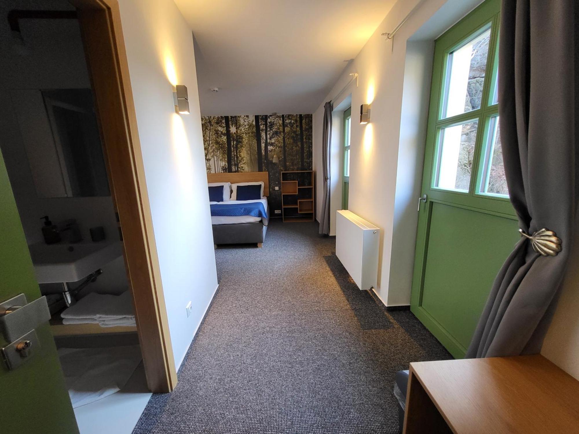Pension Jitrenka Hrensko - Breakfast Included & Free Parking Hotel